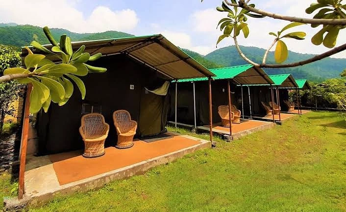 Riverside camping in Rishikesh